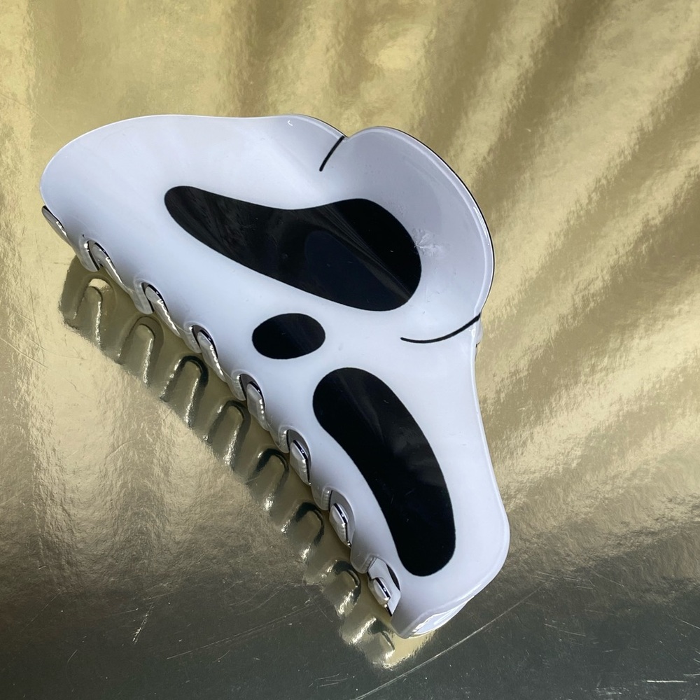 Scream Hair Clip